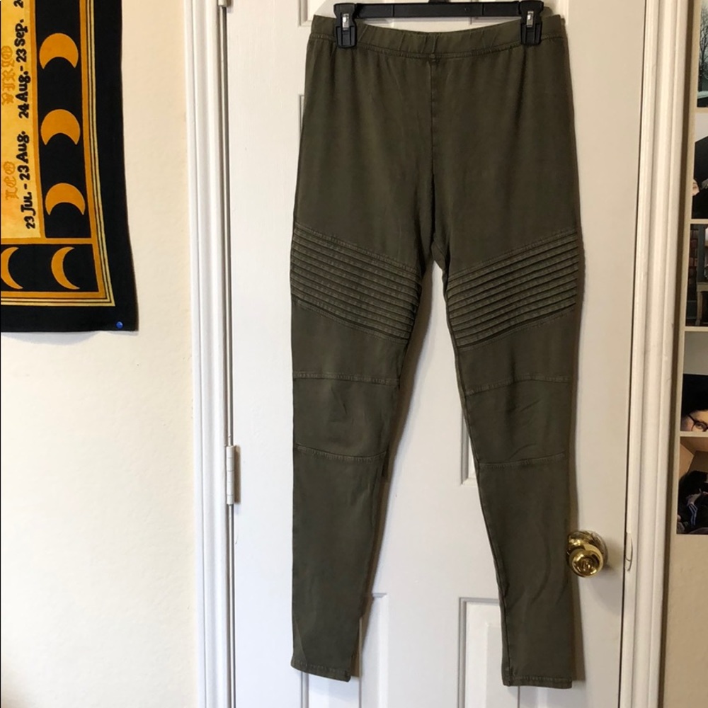 BP Ribbed Leggings